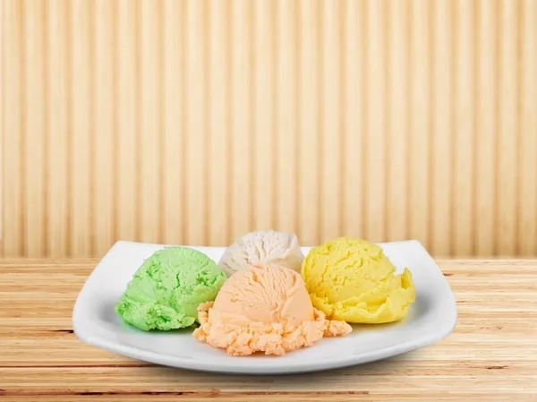 Ice cream scoops — Stock Photo, Image