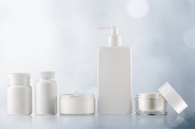 kozmetik ürün kümesi