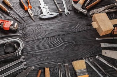 Araçlar ve aletler kümesi 