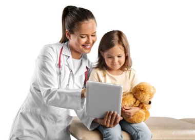 küçük kız ile genç bir doktor 