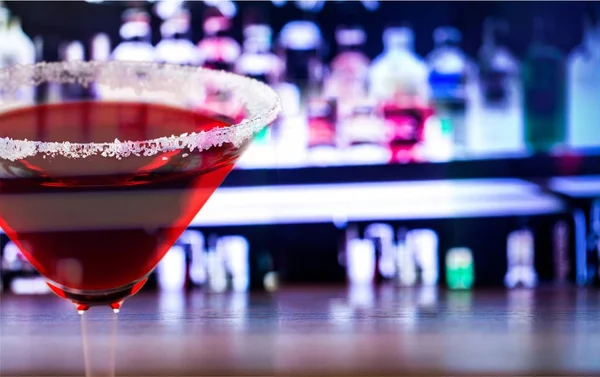 Склянка червоного коктейлю — стокове фото