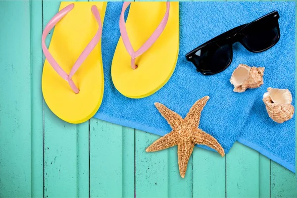 Close Beach Accessories Floor Flip Flops Sunglasses Sea Stars Towel — Stock Photo, Image