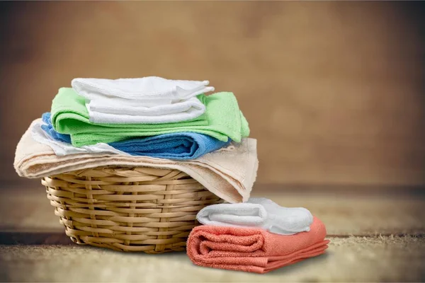 Haufen flauschiger Handtücher — Stockfoto
