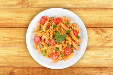 Domatesli İtalyan makarnası