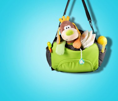 Anne bebek aksesuarları tutmak için çanta