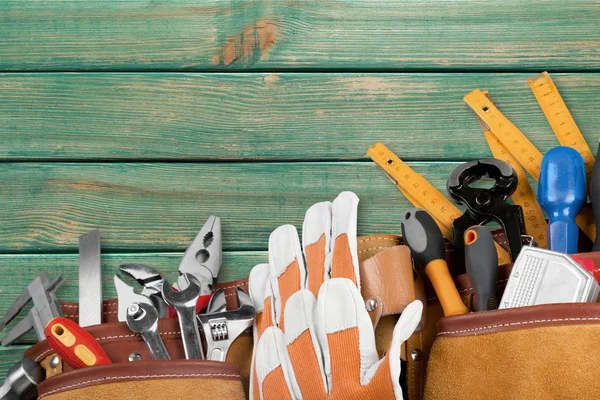 Tool belt with tools — Stock Photo, Image