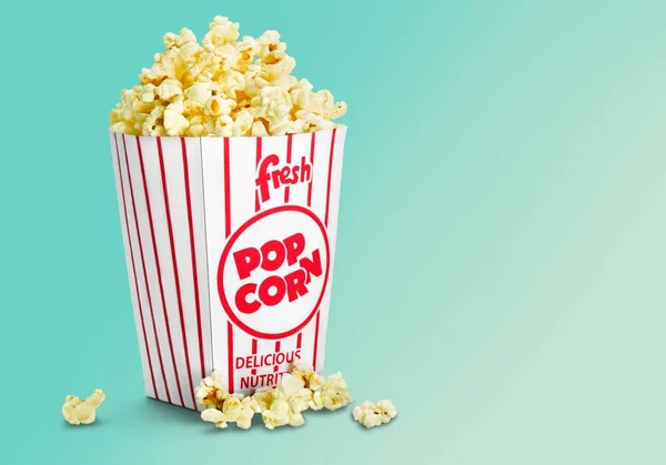 Popcorn mat i låda — Stockfoto