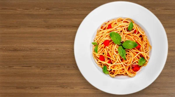 Domatesli İtalyan makarnası