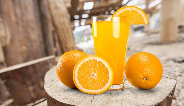 Vidro de suco de laranja delicioso — Fotografia de Stock