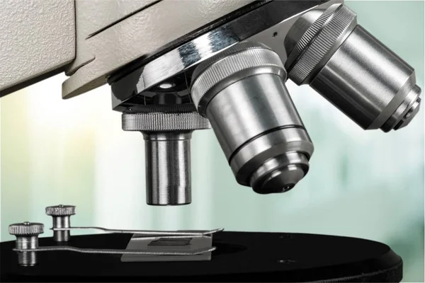 Microscópio de laboratório científico — Fotografia de Stock