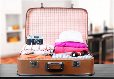 seyahat nesnelerle Retro çanta