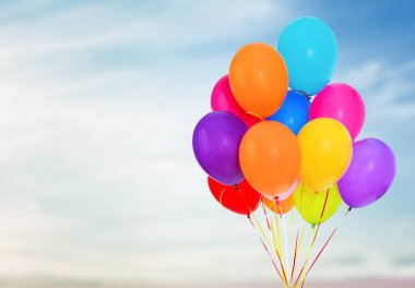 renkli balonlar demet