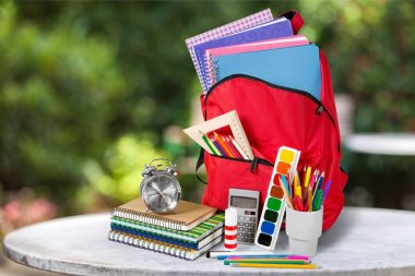 okul sırt çantası ile Kırtasiye