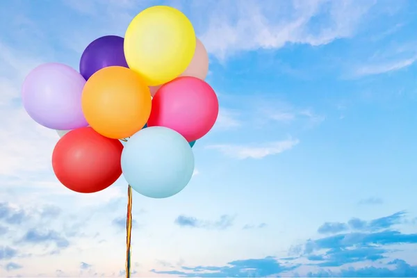 Bos van kleurrijke ballonnen — Stockfoto