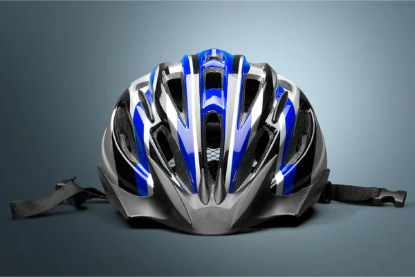 Один Велосипедный Шлем Сером Фоне — стоковое фото