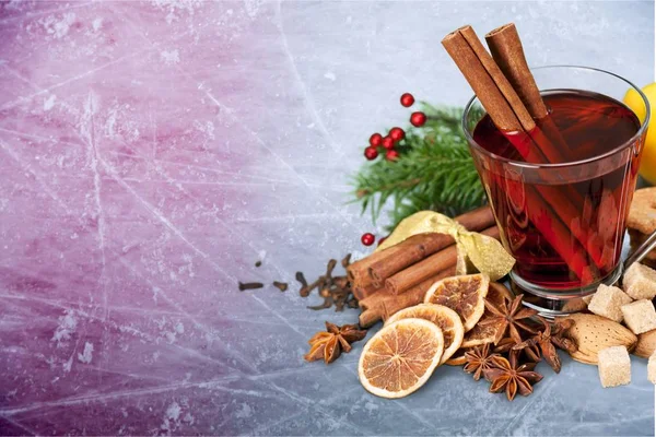 Glühwein Glas Isoliert Auf Hintergrund — Stockfoto