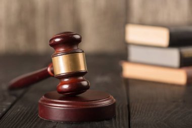 ahşap yargıç tokmak 