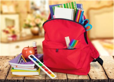 okul sırt çantası ile Kırtasiye