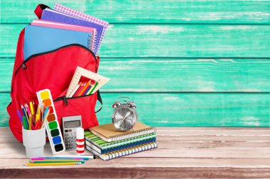 okul sırt çantası ile Kırtasiye