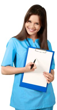 Dosyası olan kadın doktor.