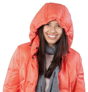 Kalın elbiseli genç bayan.