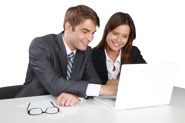 Junger Geschäftsmann Und Frau Anzug Mit Laptop Isoliert Auf Weißem — Stockfoto