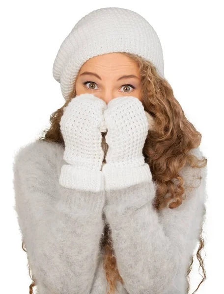 Junge Frau in Winterkleidung — Stockfoto