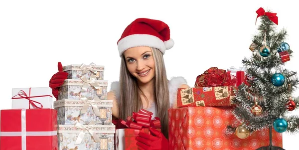 Fiatal lány karácsonyi ajándékok — Stock Fotó