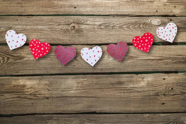 Primo Piano Cuori Rossi Sfondo Legno Durante Giorno San Valentino — Foto Stock