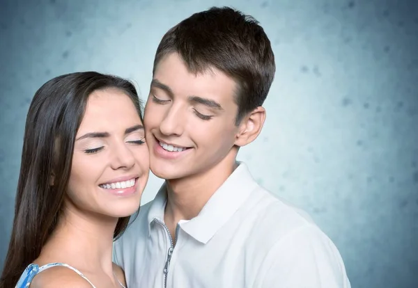 Portrait Happy Young Couple Isolated Background — Stock Photo, Image