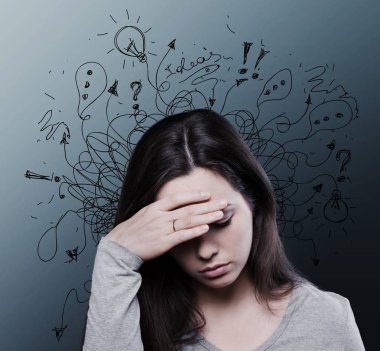 Baş Ağrısı Olan Kadın