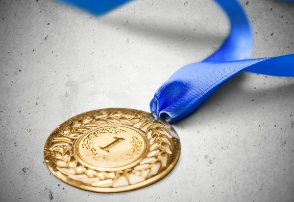 Gouden Medaille Met Lint Eerste Plaats Award — Stockfoto
