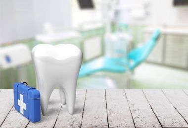 büyük diş ve ilk yardım kiti 