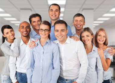 Işık binada emin iş adamları grubu