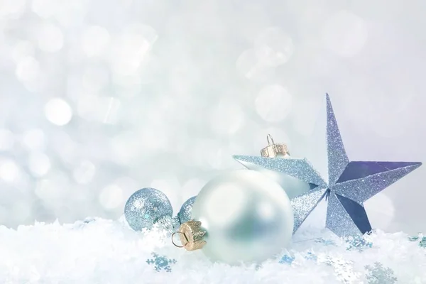 Біла куля Різдво — стокове фото
