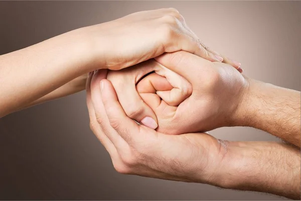 Mâle Femelle Tenant Les Mains Isolées Sur Fond — Photo