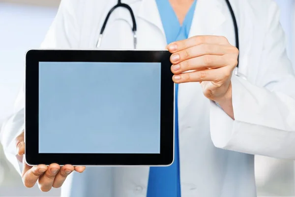 Medico Possesso Tablet Digitale Vista Vicino — Foto Stock