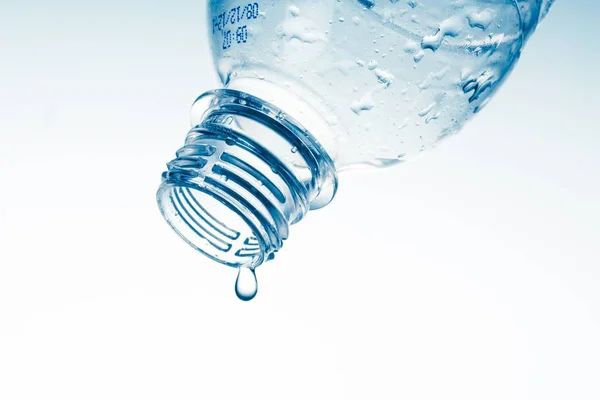 Botella Plástico Transparente Agua Fría Pura Saludable — Foto de Stock