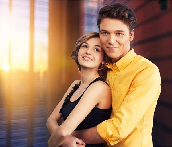 Happy Young Couple Embracing — Stock Photo, Image