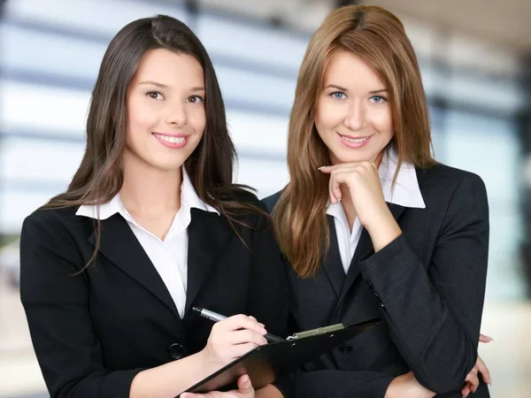 Young Couple Business Women Working — Fotografia de Stock