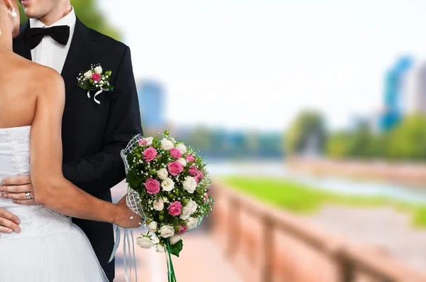 Feliz Pareja Joven Recién Casada —  Fotos de Stock