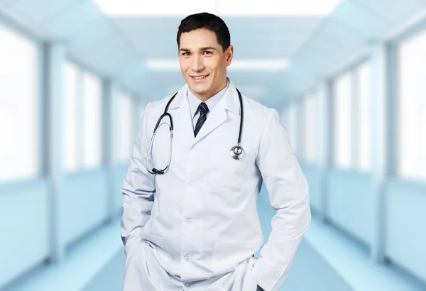 Junge Ärztin Mit Stethoskop Hintergrund — Stockfoto