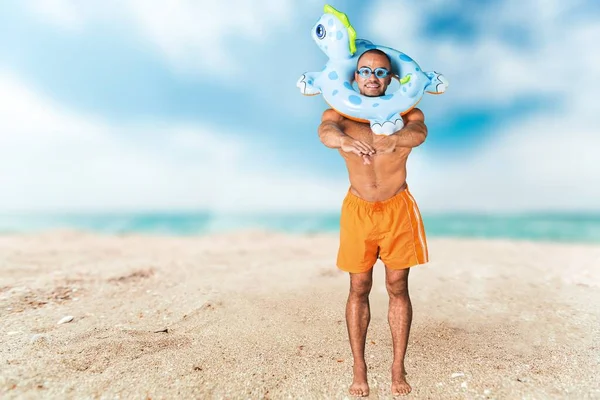 Happy Young Man Playing Lifebuoy Beach — 图库照片