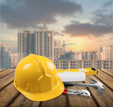 Miğfer inşaatçı araçları