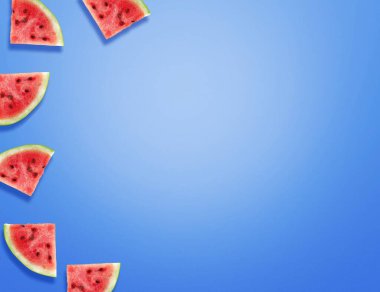 Mavi arka planda taze olgun karpuz manzarası