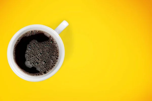 Café Preto Uma Xícara Fundo — Fotografia de Stock