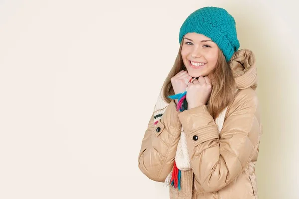 Invierno Felicidad Personas Ocio Concepto Feliz Joven Con Ropa Abrigo — Foto de Stock