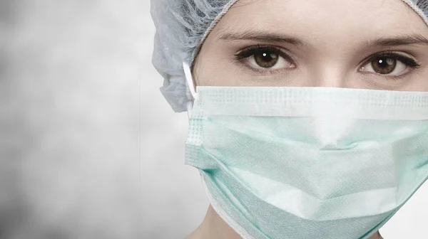 Femme Médecin Portant Masque Protecteur — Photo