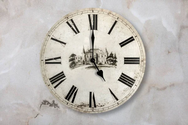 Duvarda Güzel Bir Vintage Saat — Stok fotoğraf
