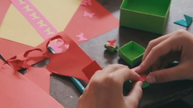 Tablo, el yapımı kağıt el sanatları çocuk yapmak